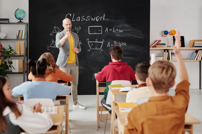 How to Create a Preply Teaching Profile That Gets More Student Bookings