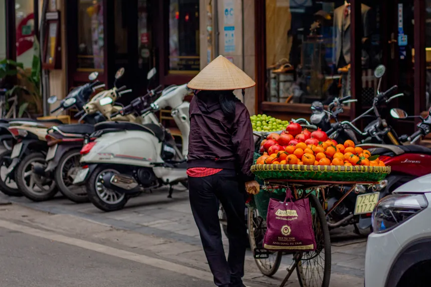 Vietnam Teaching English in 2026: Requirements, Jobs and Opportunities