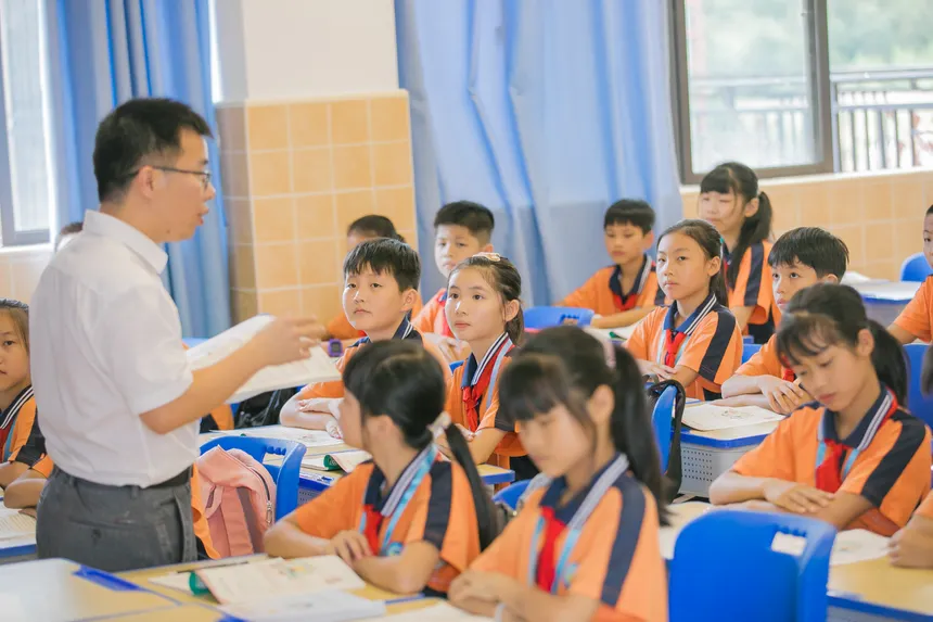 TEFL for Career Changers Over 40: Essential Guide to Teaching English Abroad
