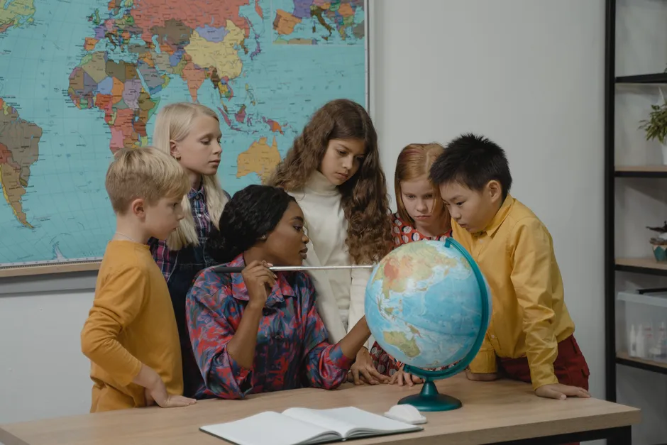 TEFL Teacher Salaries in UAE & Saudi Arabia